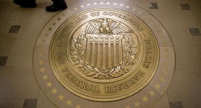 El escudo de la Reserva Federal estampado en el suelo de la sede de Washington.