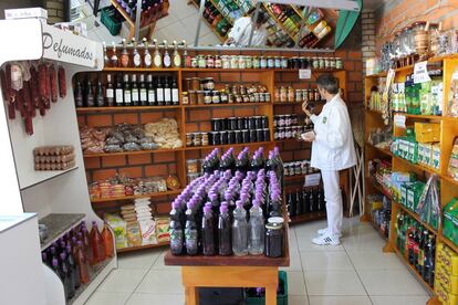 Tienda de productos coloniales en Brasil. 