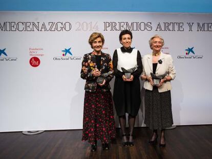 De izquierda a derecha, Soledad Sevilla, Patricia, la hermana de Silvia Dauder,  y Pilar Citoler