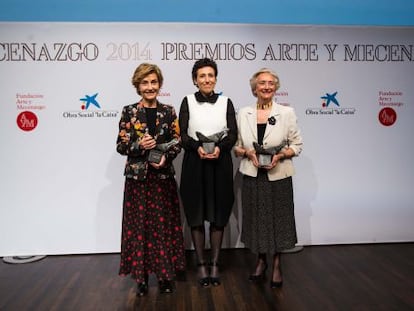 De izquierda a derecha, Soledad Sevilla, Patricia, la hermana de Silvia Dauder, y Pilar Citoler