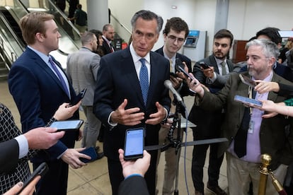  Republican Senator of Utah Mitt Romney (C) speaks to members of the news media following an all-senators classified briefing on funding for aid to Ukraine, on Capitol Hill.
