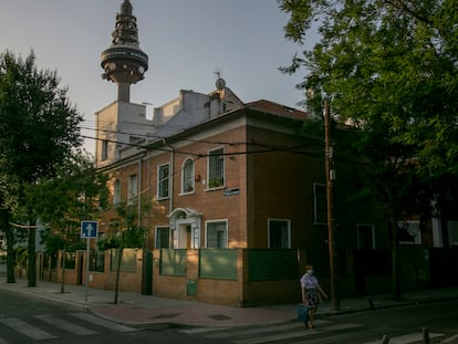 El Pirulí es omnipresente en la colonia de la Fuente del Berro.