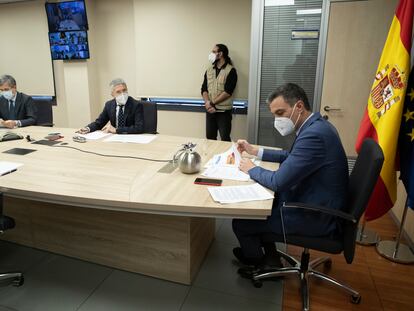 El presidente del Gobierno, Pedro Sánchez, durante la reunión del Comité Estatal de Coordinación de Protección Civil (CECOD).