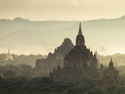 Panor&aacute;mica de los templos de Bagan, en Myanmar.