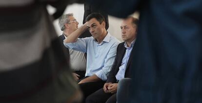 Pedro Sánchez y Xoaquín F. Leiceaga, este viernes en Pontevedra.