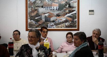 Vecinas de Ledaña (Cuenca).