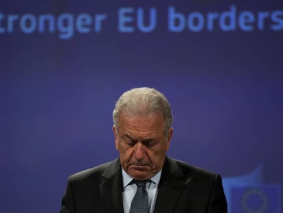 El comisario europeo de migración, Dimitris Avramopoulous, este jueves en Bruselas.