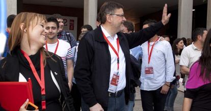 La exministra Leire Pajín y el alcalde de Morella y candidato a secretario general Ximo Puig.