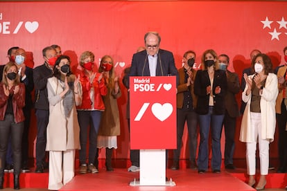 El candidato del PSOE a la Presidencia de la Comunidad de Madrid, Ángel Gabilondo, ofrece una rueda de prensa tras la victoria de Isabel Díaz Ayuso.