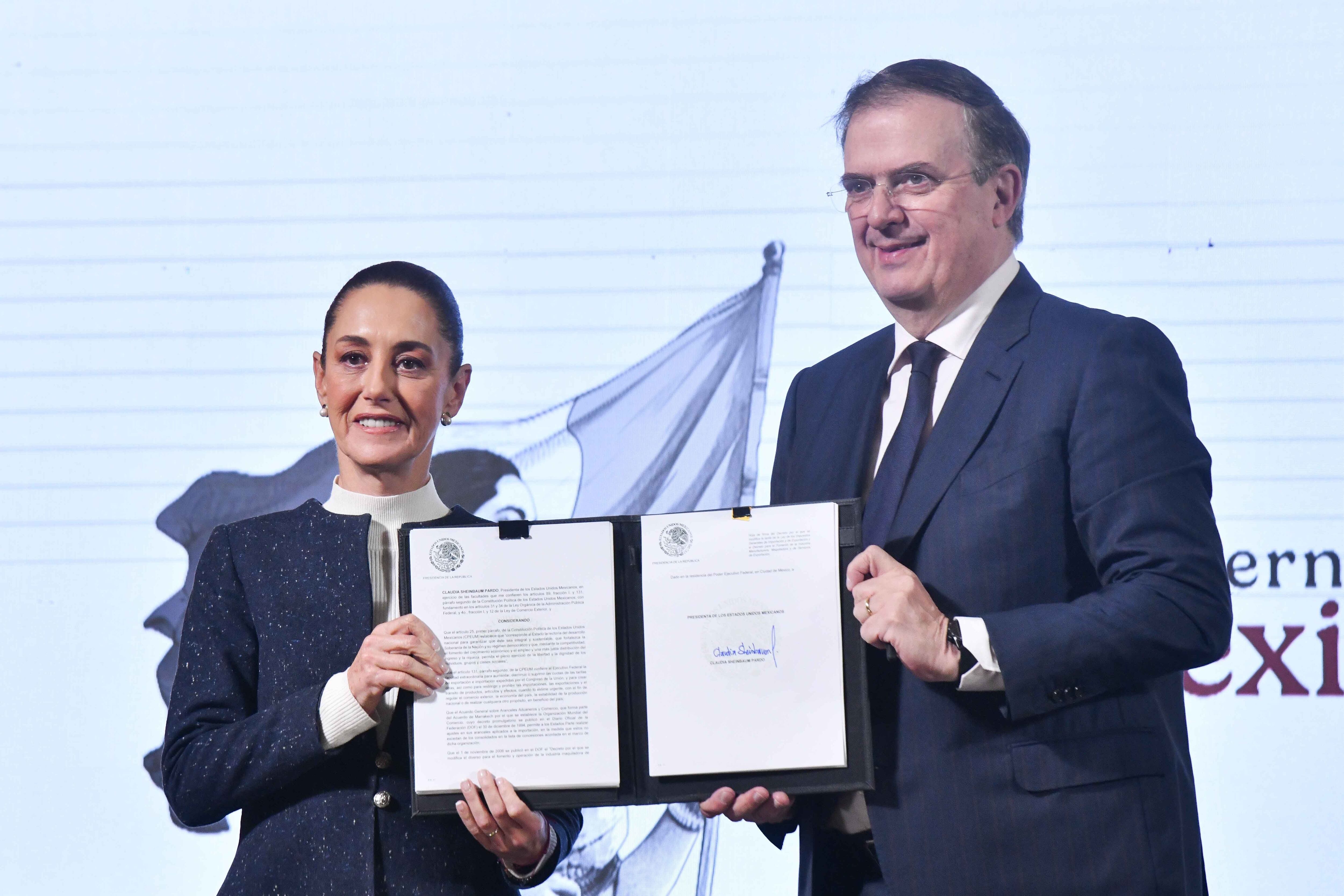 Noticias de hoy en México, en vivo | Marcelo Ebrard anuncia nuevos aranceles de 35% para proteger la producción textil de México