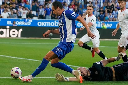 El delantero del Deportivo Alavés, Kike García