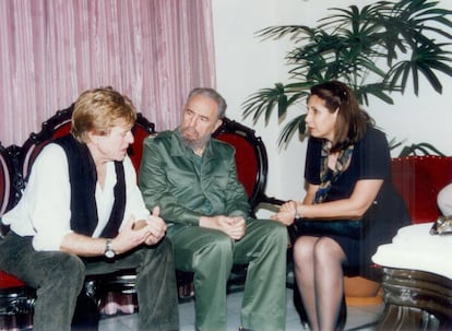 El actor Robert Redford, durante su encuentro con Fidel Castro en el hotel Nacional de La Habana, en 2004.