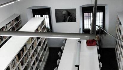 Imagen de la Biblioteca Rafael Sánchez Ferlosio de Coria.