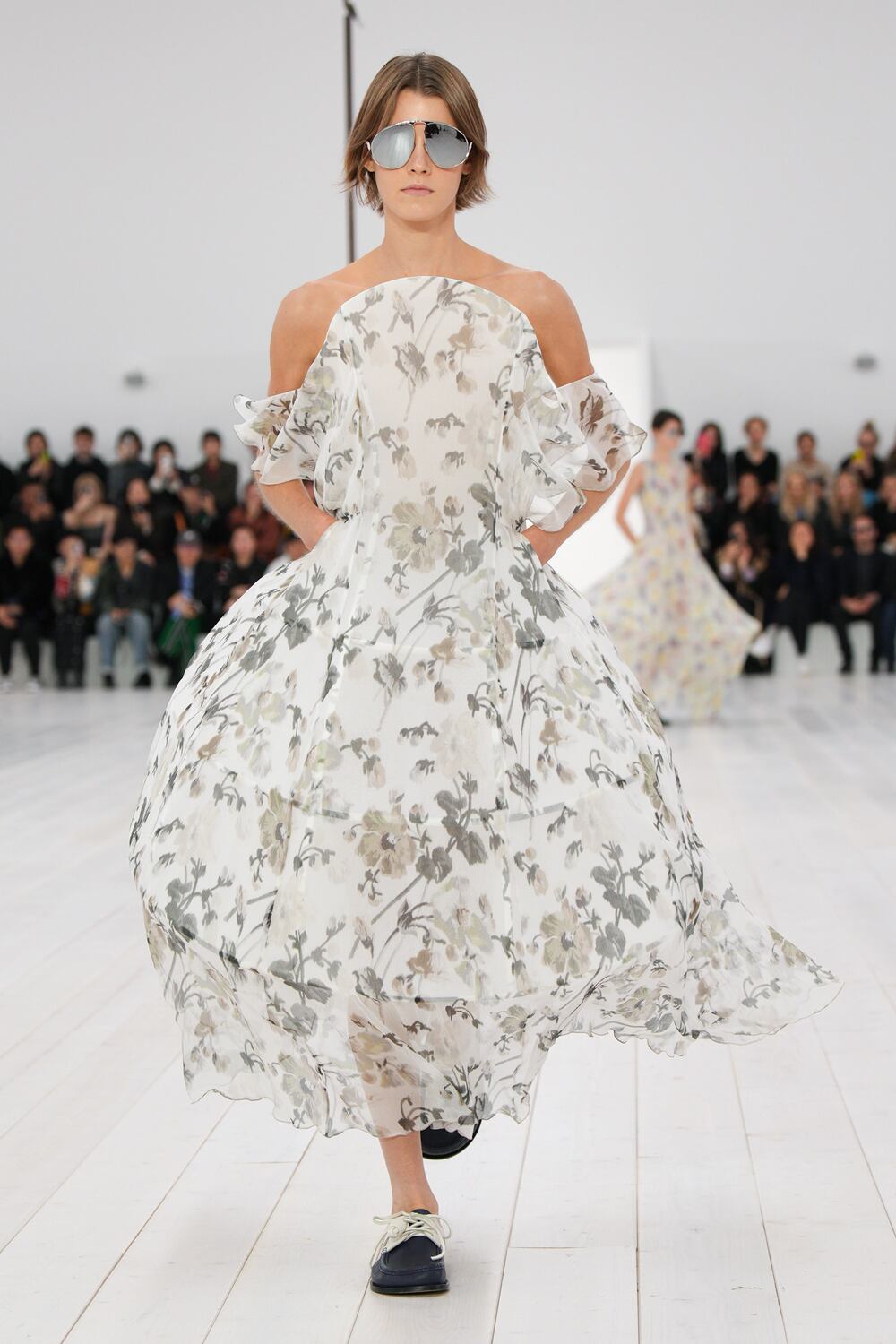 Loewe y los vestidos de flores con volumen