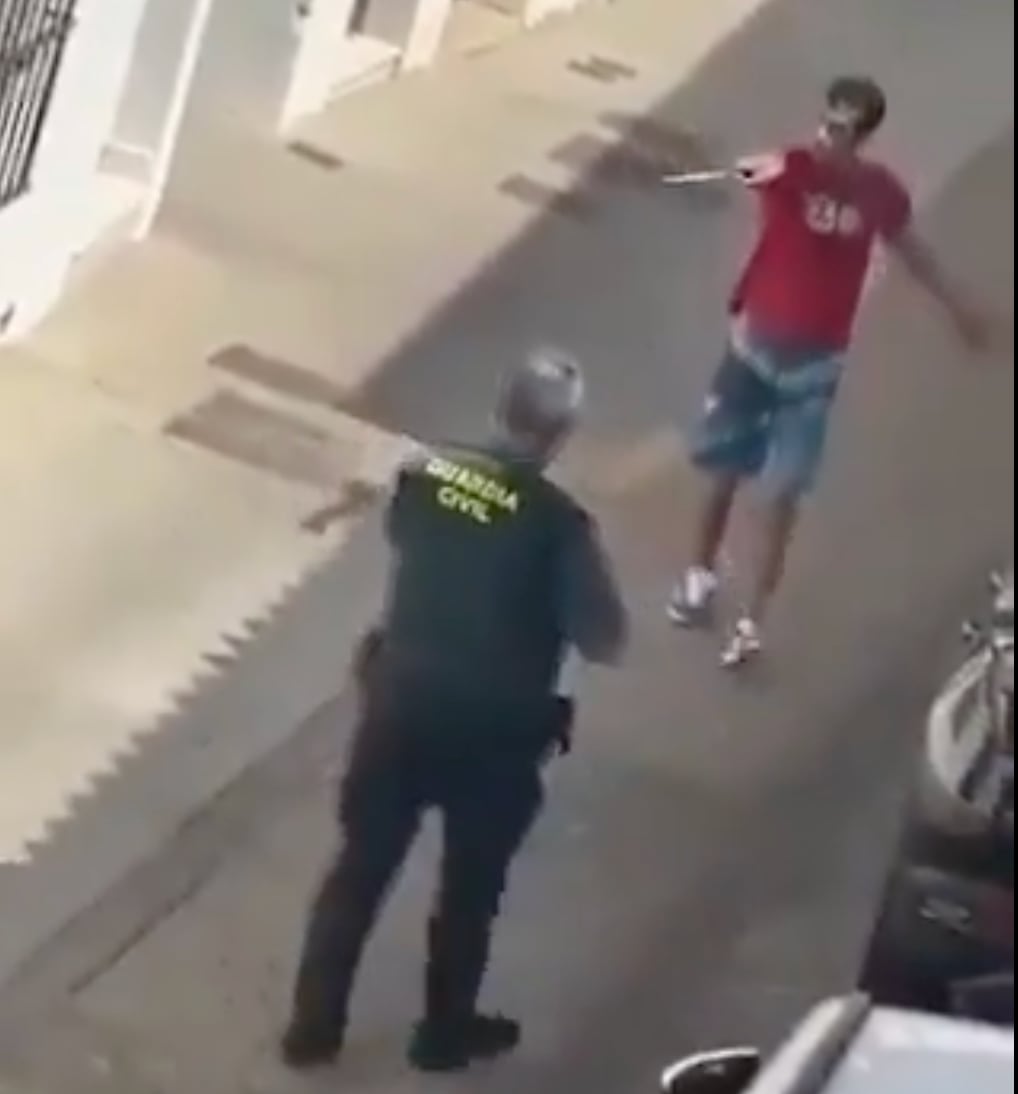 Una imagen del vídeo que circuló en redes sociales del episodio violento en Badajoz.
