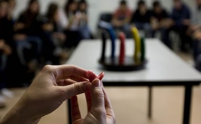 Uma aula de educação sexual em um colégio de Barcelona.