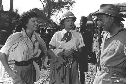 De izquierda a derecha, Ava Gardner, Grace Kelly y Clark Gable, en una imagen de <i>Mogambo.</i>