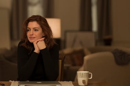 Anne Hathaway en su capítulo de Modern Love, donde se explora la bipolaridad.