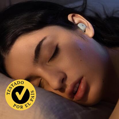 Artículo de EL PAÍS Escaparate que compara los mejores auriculares para dormir de 2025.