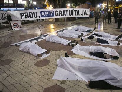 Protesta en Castell&oacute;n para pedir la gratuidad de la AP-7. 