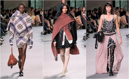 Tres modelos del desfile de Rabanne en la Semana de la Moda de París, el 1 de marzo de 2024.