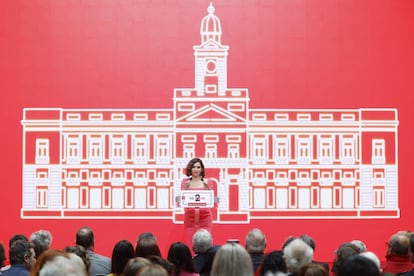 La presidenta de la Comunidad de Madrid, durante su discurso en el acto de entrega de medallas de la Comunidad.