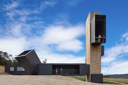 La bodega Devil’s Corner Cellar, en Tasmania (Australia), ha utilizado contenedores para una de sus instalaciones.