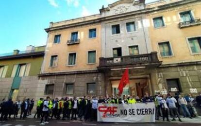 Concentración de trabajadores de Trenasa, el pasado 21 de octubre, ante la sede de CAF en Beasain.