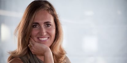Rita Feriche, arquitecta y diseñadora, luce sus joyas.