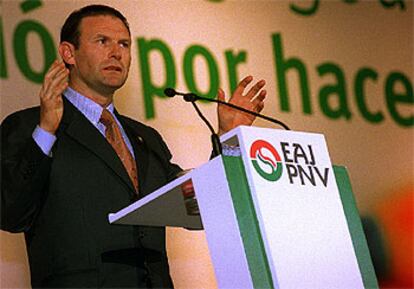 Juan José Ibarretxe, durante la celebración del Aberri Eguna en abril pasado.