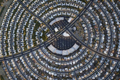 Viviendas residenciales en el desierto de Arizona (Estados Unidos).