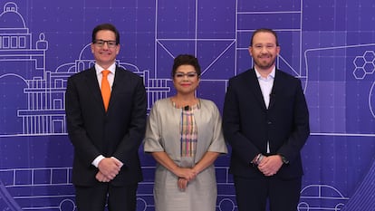 Salomón Chertorivski, Clara Brugada y Santiago Taboada, candidatos al Gobierno de Ciudad de México, el 12 de mayo de 2024.