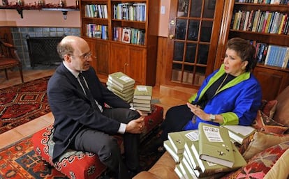 Los profesores de Harvard Kenneth Rogoff y Carmen Reinhart.