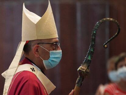 El cardenal Juan José Omella durant la missa per les víctimes de la pandèmia, a la Sagrada Familia, a finals de juliol.