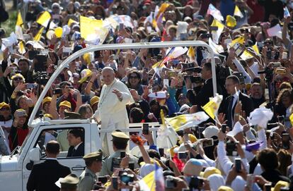 El Papa Francisco durante su visita en el Parque O'Higgins en Santiago (Chile), el 16 de enero de 2018.