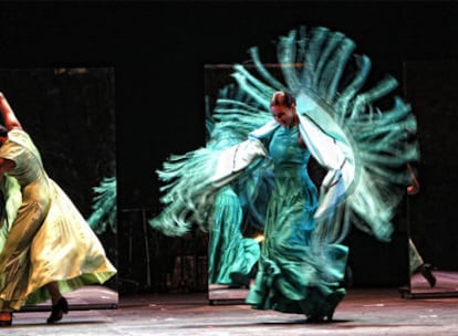Ensayo general de <i>Flamenco hoy, </i><b>dirigido por Carlos Saura, estrenado el miércoles en el escenario madrileño de Puerta del Ángel.</b>
