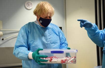 Boris Johnson visita este jueves un laboratorio farmacéutico en Glasgow