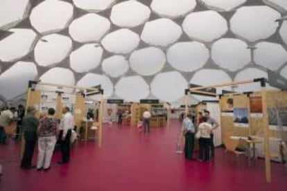 Vista de algunos de los estands de la I Feria Internacional de Inventos e Inventores de Valladolid, Millenium 2012, celebrada el pasado año. EFE/archivo