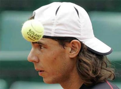 Rafael Nadal, entrenando para el Roland Garros