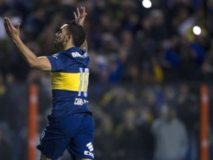 Carlos Tévez durante un partido con Boca Juniors el 23 de agosto.