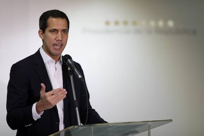 Juan Guaidó, este domingo durante una rueda de prensa en Caracas.