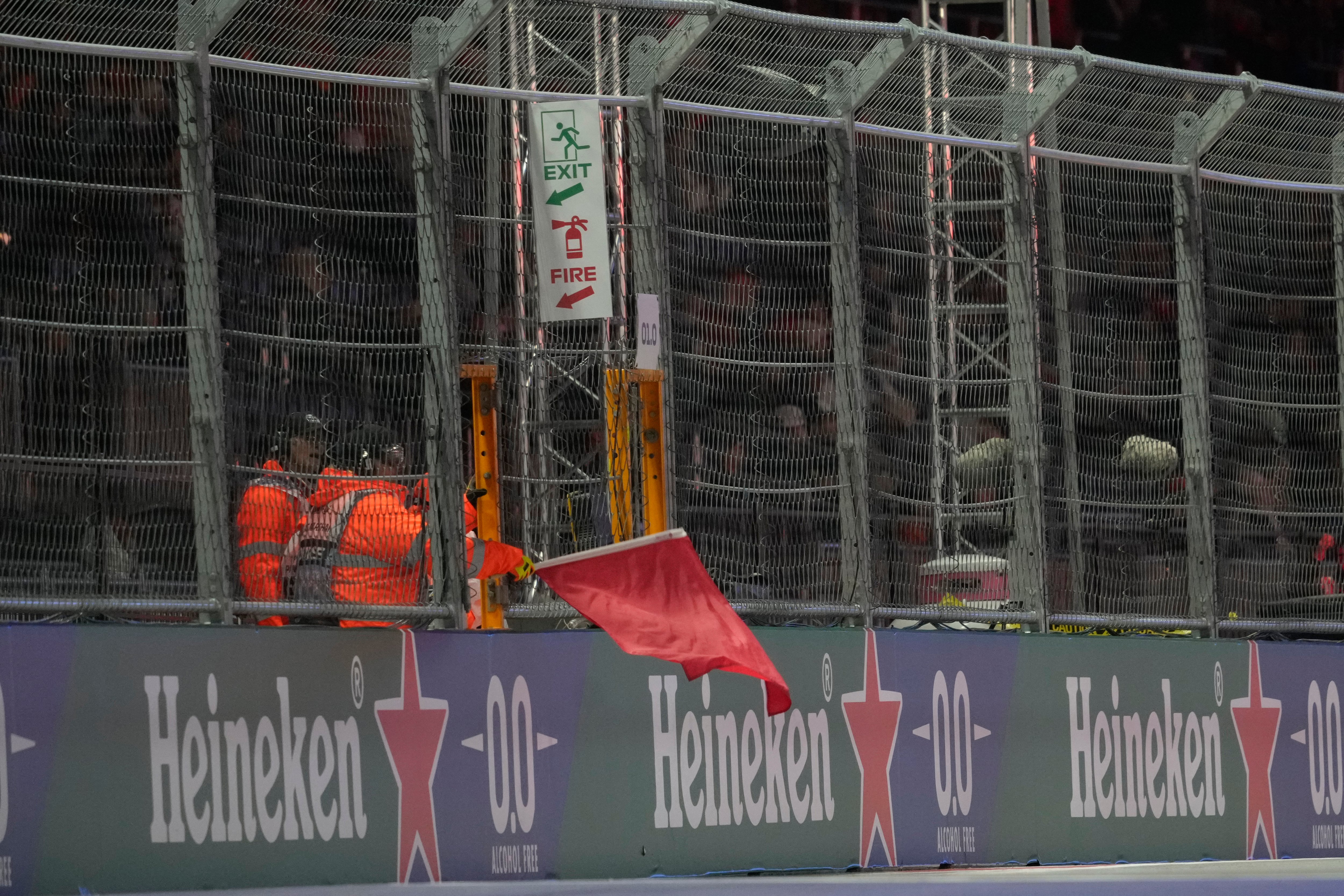 Las Vegas: un coperchio di fognatura causa l'annullamento di due sessioni di Formula 1