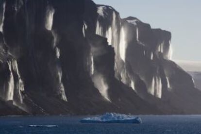 Cascadas en isla Decepción, en la Antártida.