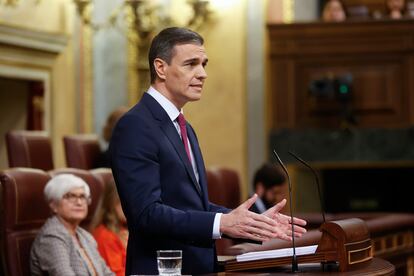 MADRID, 15/11/2023.- el secretario general del PSOE y presidente del Gobierno en funciones, Pedro Sánchez, interviene ante Congreso, donde se celebra el primer día del debate de investidura en el que Sánchez expone su nuevo programa de Gobierno y pide la confianza a la Cámara para revalidar su mandato en la Moncloa, este miércoles en Madrid. EFE/ Juan Carlos Hidalgo