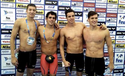 Durán, Puig, Martín y Sánchez, tras el relevo 4x200m libres.