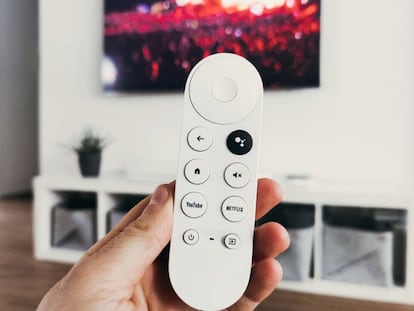 Controla el volumen de tu televisor o barra de sonido usando el mando del Chromecast