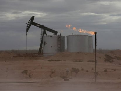 Instalaciones petrolíferas en la Cuenca Pérmica, en Loving County (Texas, EE UU).