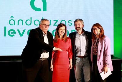 José Antonio Jiménez, Esperanza Gómez y Modesto González en la presentación de la coalición Andaluces Levantaos este jueves en Sevilla.