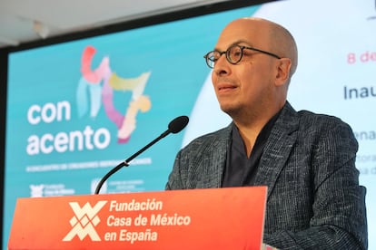 El escritor mexicano Jorge Volpi, durante el encuentro.