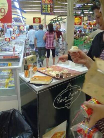 La degustación de las tartas en supermercados fue determinante para conseguir la penetración del producto en este canal de distribución.